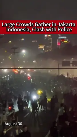 Jakarta Student Party Continues to Defendltself#Indonesia #Breaking #FYP #TrendingNow#NewsUpdate