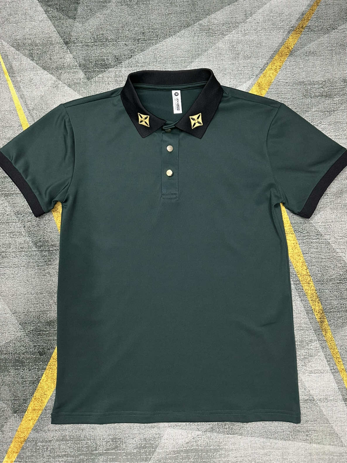 Áo polo màu xanh rêu cổ hoạ tiết thêu🔥#xuhuong #aoboypho #aonam #polo #quanao  @Cô Bé Bán Diêm🛍️ 