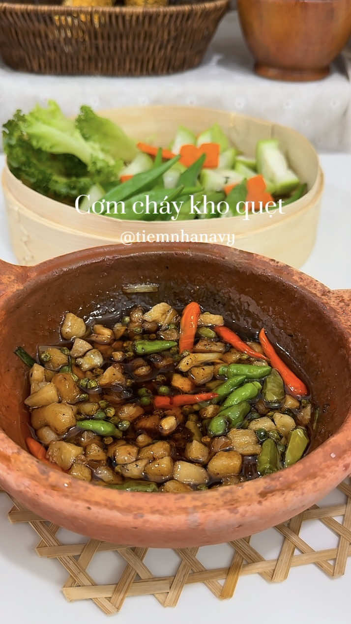 Ăn uống đạm bạc để tháng này sắm thêm vài chỉ vàng đeo 😁😂#tiemnhanavy #homnayangi #ilovetiktok #comchaykhoquet 