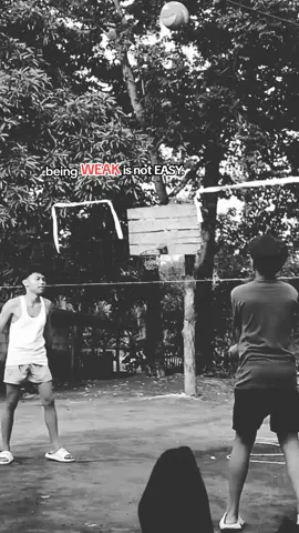 left handed po talaga ako  #creatorsearchinsights #volleyballworld #volleyball #david #makeitviral 