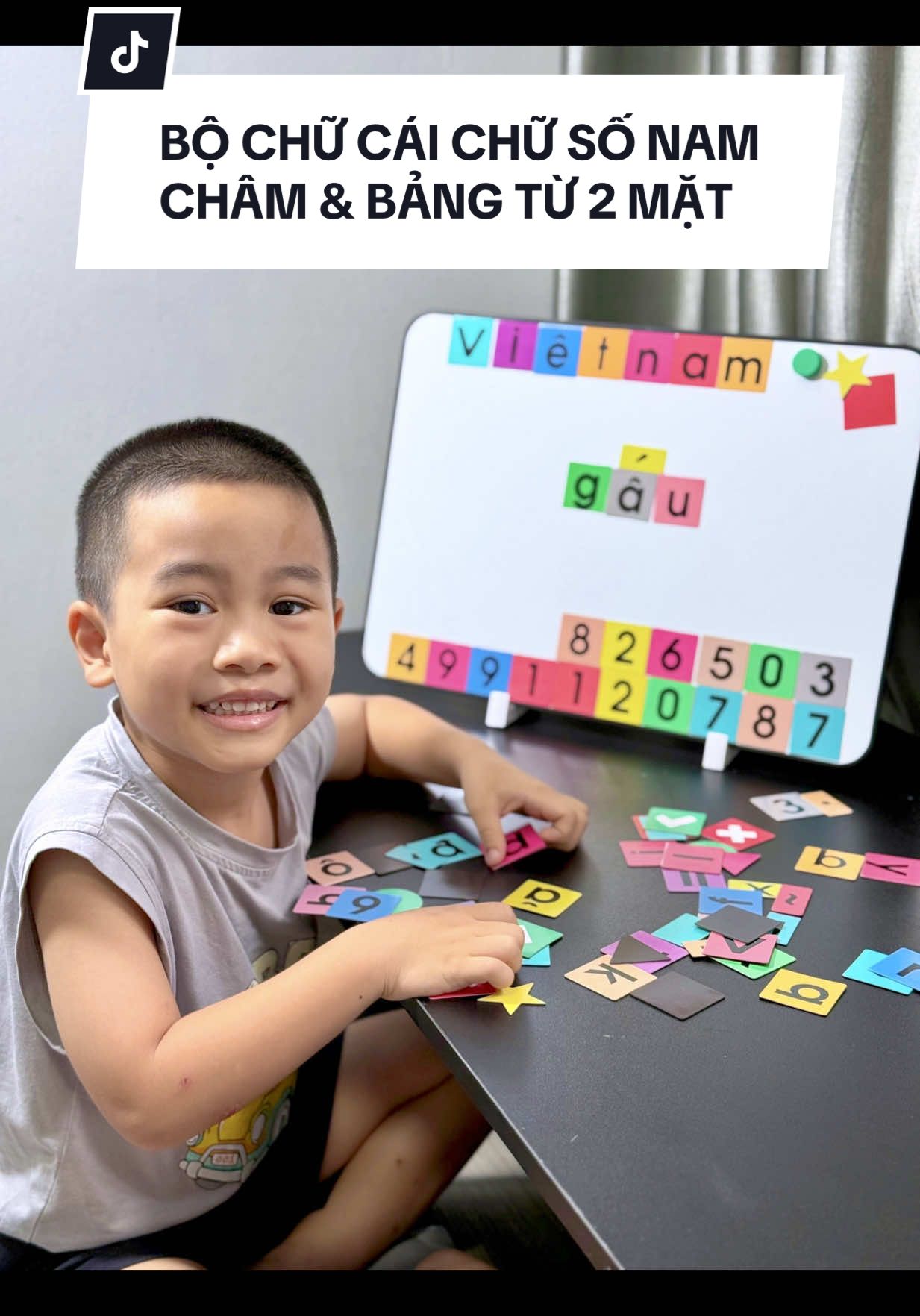 Bộ chữ cái/ số bằng nam châm 40 kí tự cho bé học chữ học số và phép tính. Bảng từ 2 mặt kèm 10 món phụ kiện. Các Mẹ tham khảo trọn bộ cho con nha 🪧📋 #dodunghoctap #review #daycon #mevabe 