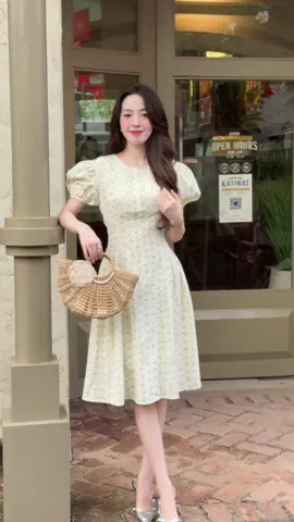 Em đầm hoa quốc dân nay có thêm tone màu mới 👗 #tutustore #vayxinh #viral #D570