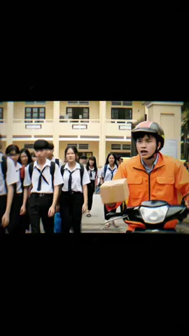 9k/ chai sữa rửa mặt ở bên góc trái #tiktokshop #suaruamat 