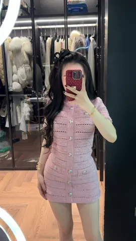 Đúng là năm số 9, thanh lọc toàn phần Hôm qua còn 1tr, nay còn đúng 1 nghìn :)))