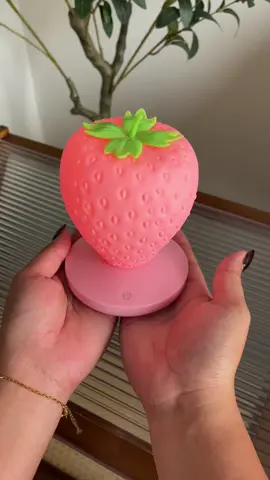 New 1pc USB Rechargeable Strawberry Lamp✨🍓#lamp#cutelamp #strawberrylamp #fyp #trending 