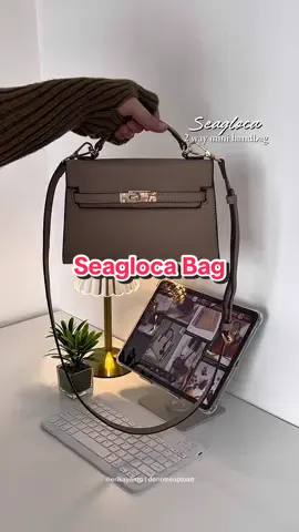 2 way mini handbag from @Seaglocabagph sobrang shaalaa ng bag nato!! 1M/10✨ #bag #handbag #2waybag #seagloca #seaglocabag 
