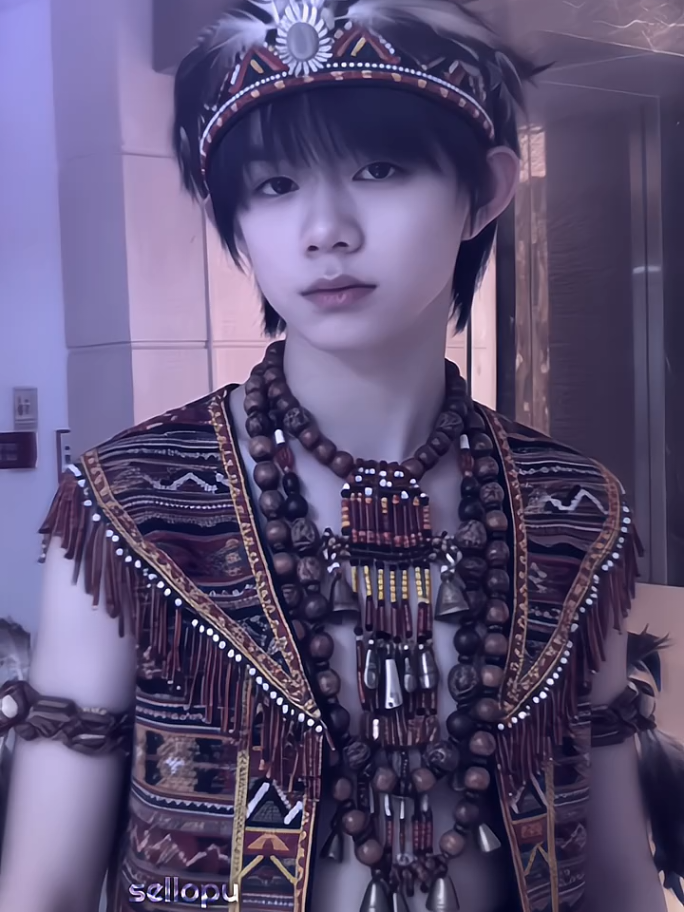 ver yiheng @ajeng_hanbo @hanifahhasyah @chenbyyyy  #chenyiheng #jonathan #bajuadatdayak #trend #ai #tffamily_4th_generation #tffamily🇨🇳💫 #tfstan #tffamily #foryoupage #foryou #4u #fyp #fyfyfyfyfyfyfyfyfyfyfyfyfyfyfyfyfyfy  @𝐥𝐢𝐛𝐞𝐫 𝖋𝖙 𝐩𝐫𝐞𝐬𝐞𝐭👑 