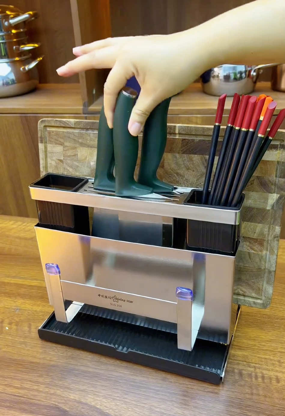 Kệ để thìa đũa, dao kéo đồ dùng nhà bếp. Kệ hàng cao cấp chắc chắn tiện lợi. #dodungnhabep 