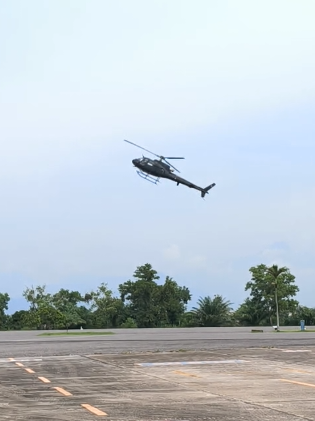 AS550 4thTAAU #airbus #helicopter #follow 