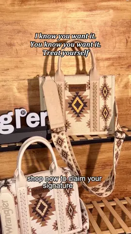 Lightweight luxury, understated elegance! Made of premium leather, soft to the touch, carry it and instantly upgrade your taste!#wrangler #westerncowgirl #oldwest #crossbodybag #westernhandbag 