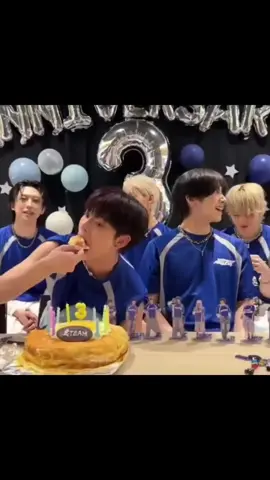 He always acts like he doesn't care, but he actually cares a lot about the members #YUMA #andteam #앤팀 #andteam_yuma #유마 