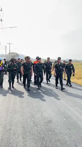 สถานการณ์ล่าสุดชายแดนไทยกัมพูชาวันนี้ผู้บัญชาการทหารสูงสุดพร้อมสร้างกำแพง #ล่าสุดวันนี้ #ไทยกัมพูชา #กระแส #ไทยนี้รักสงบแต่ถึงรบไม่ขลาด 