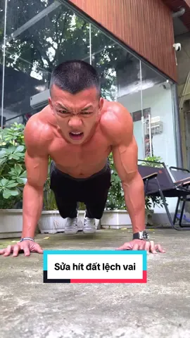 Lệch vai, vai thấp vai cao khi hít đất mà sửa hoài không được? Bạn thử cách này xem! 😤 #langhoaworkout 