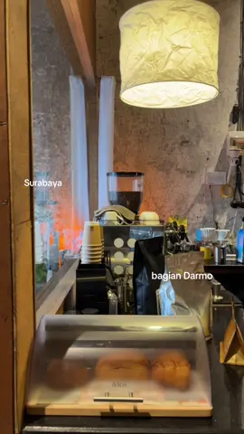 Hiddem coffee shop kalcer surabaya  #enaknyakesini #fyp #placetogo #surabaya24jam #coffeeshopskena 