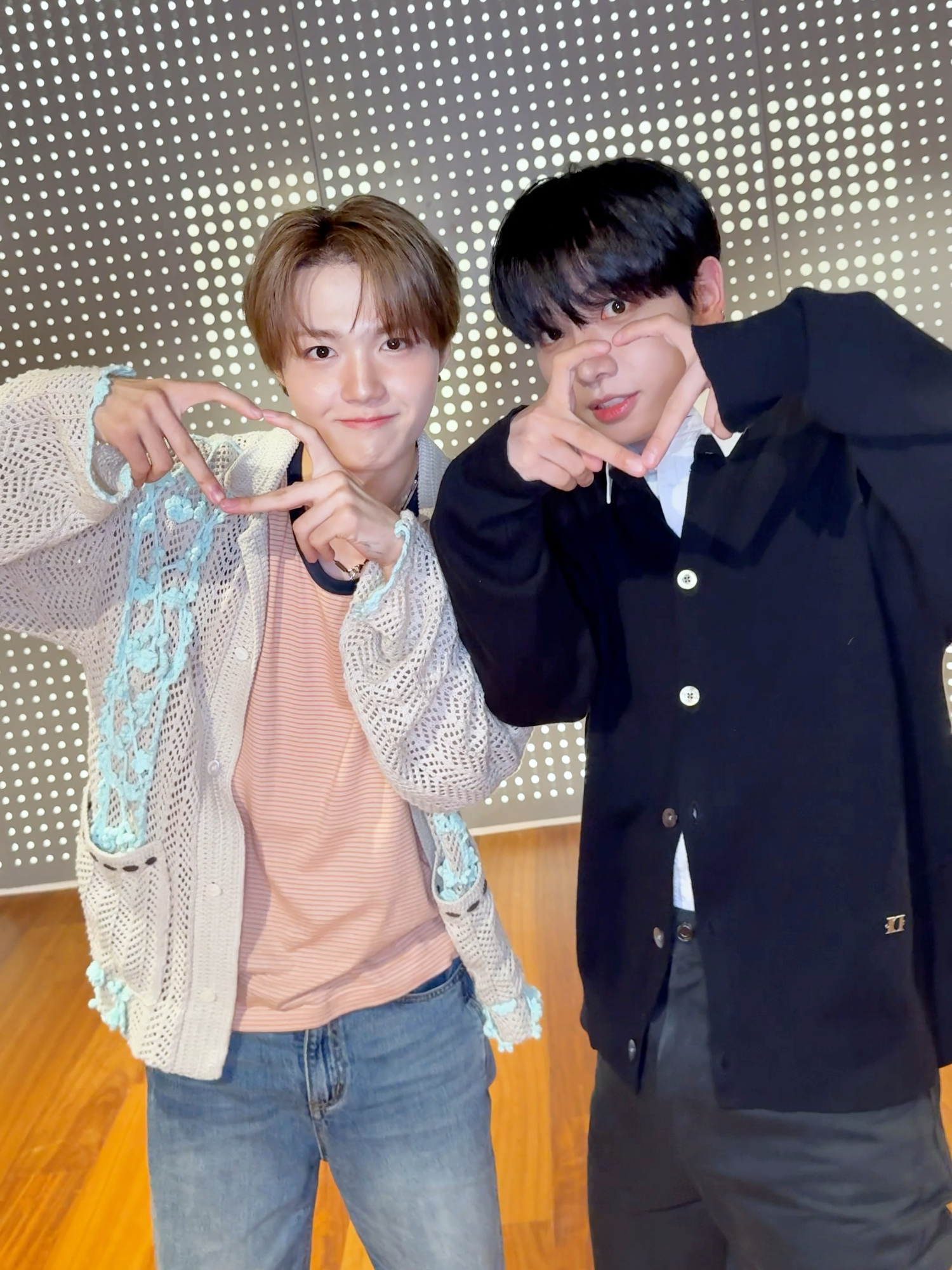 #PARADISE_challenge with @boynextdoor_official JAEHYUN さん 🤘 #TREASURE #트레저 #トレジャー #PARADISE