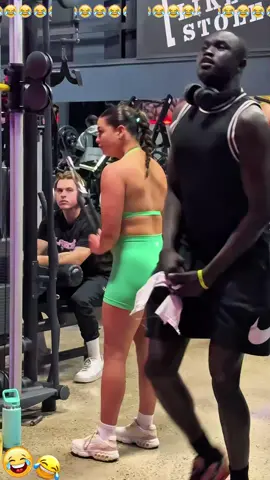 #scareprank #funnyvidoes #snakeprank #funnyprankvideos #funnyprank     