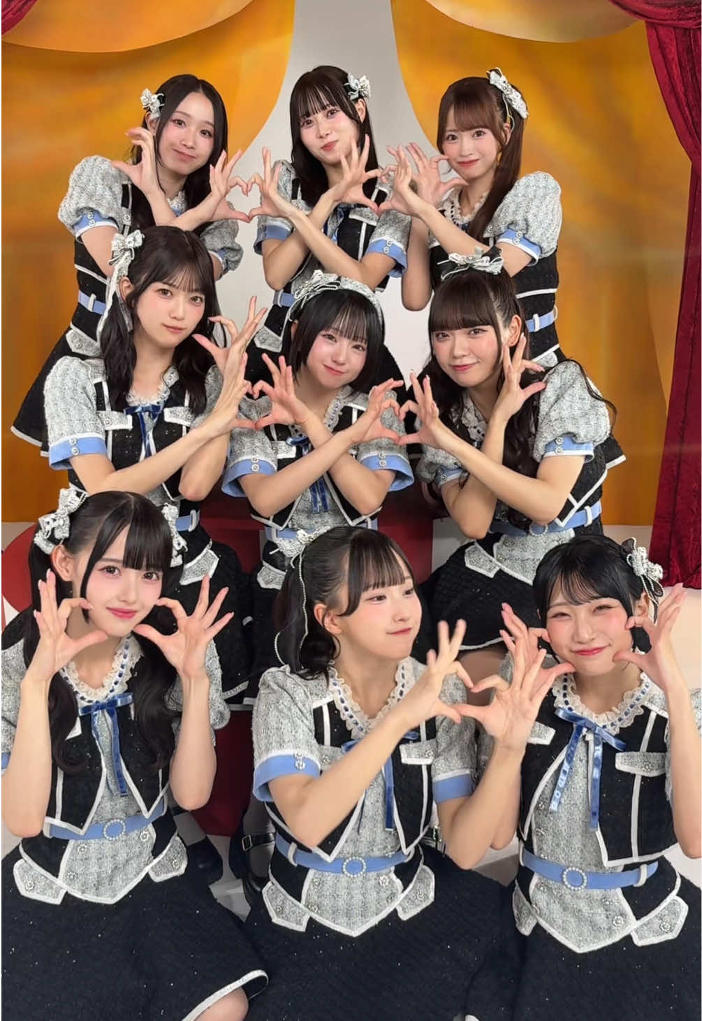 新衣装のたかねこちゃんもLOVE♡？　　　　　　　　　　　　　　　　　　　　　　　　　　　　　　　　　　　　　　　　　　　　　　　　　　 #高嶺のなでしこ 1st ALBUM 「見上げるたびに、恋をする。」 12.17 RELEASE!! 詳細は公式HPをチェック！🐈‍⬛🪄 #たかねこ #見上げるたびに恋をする #HoneyWorks 