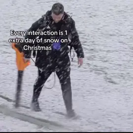 #viral #fyp #snow #christmas #footballtiktok @HHUTCH🏴󠁧󠁢󠁥󠁮󠁧󠁿🇬🇧✝️ @🍋 𝖆.𝖍🕺 @🤘🏾EH🤘🏾 @Roo 5698 @️ @Rio cam 🤙❄️ @swfcreggie🦉 @tylernorris13 @🌪️Henry🌪️ 