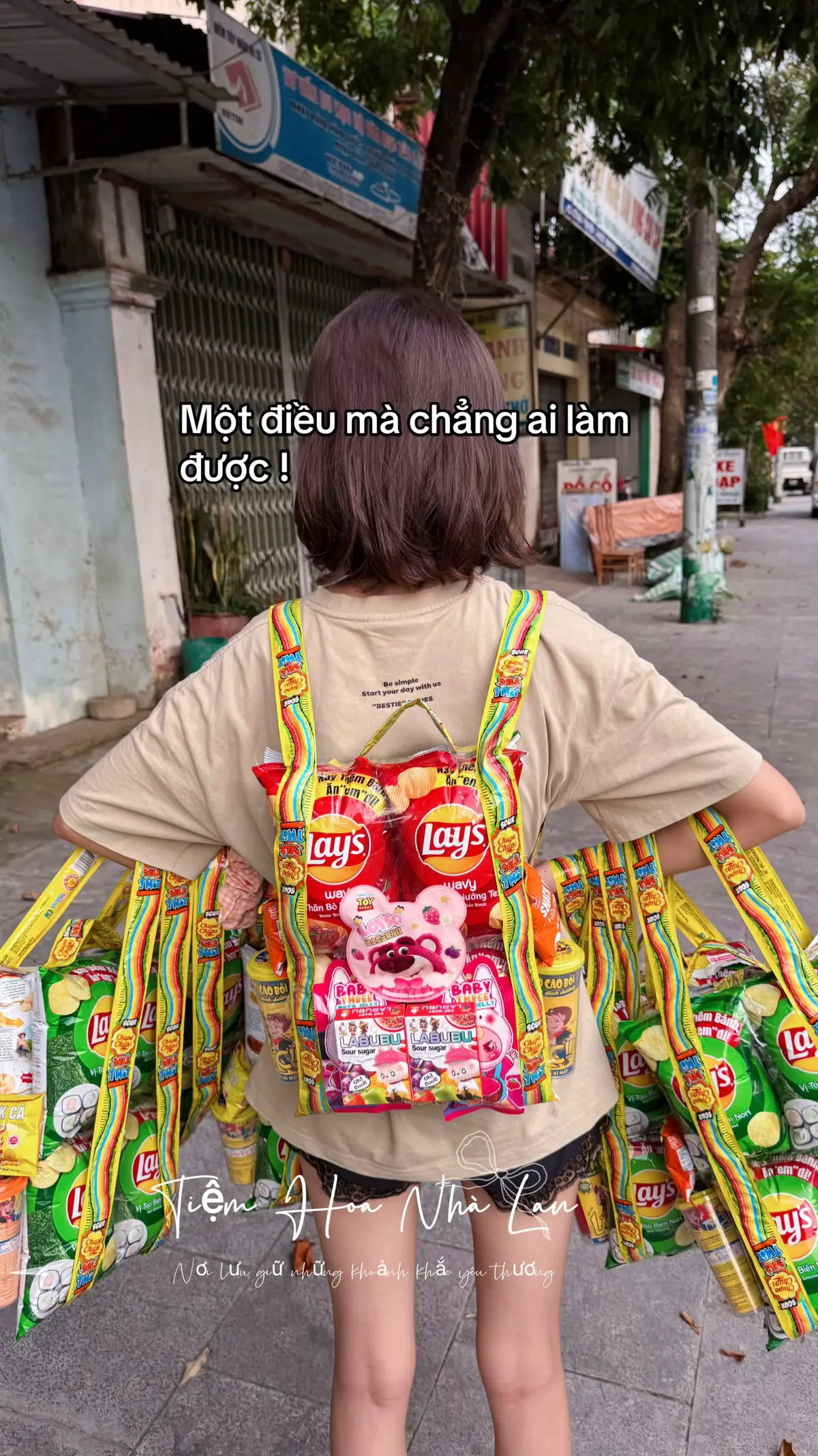 Còn ai chưa được cốt tặng Balo Bimbim , tag ngay vào đây !!!!! #TIEMHOANHALAN #tranlanflowers #hoasap #tranlan #balobimbim 