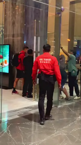 otw gbt lawan lebanon timnas🇮🇩🦅 #timnasindonesia #timnasday #ultrasgarudaindonesia🇮🇩 #Timnasday #ultrasgarudaindonesia🇮🇩 #surabaya