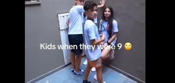 me when i was playing football when i was 9🧤#foryou #football #goalkeeper #goalkeeping #elbruso 