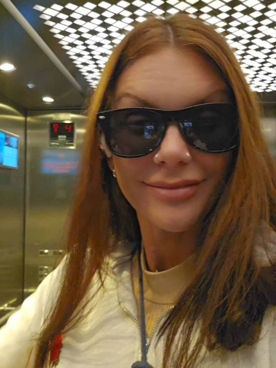the final part of my laser eye surgery journey. It really was over that quick! 😅 #lasereyes #relexsmile #lasikeyesurgery #2020vision #surgeryabroad 