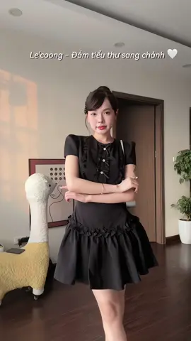 Sang chảnh 💃🏻💃🏻💃🏻 #xuhuong #dailyoutfits #viral #fyp #fitcheck 