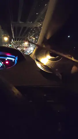 จอดรอว่างๆคนมือไม่ว่าง