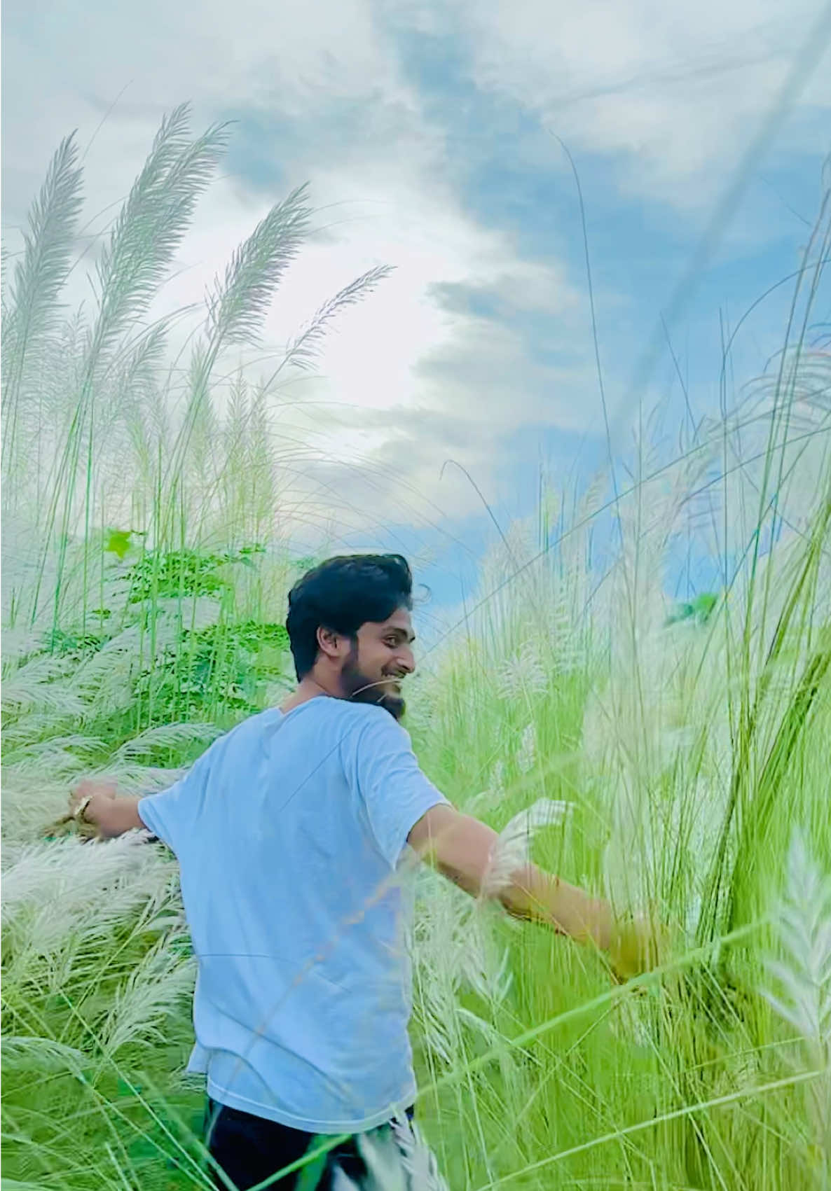 -ফুল মানুষের মনের আনন্দ,অনেক গুন বাড়িয়ে দেয়..!🌸🤍 #CapCut #tiktokbangladesh🇧🇩 @╰‿╯༄ᶦᶰᵈ᭄𝙱𝚄𝚁𝙷𝙰𝙽࿐ 