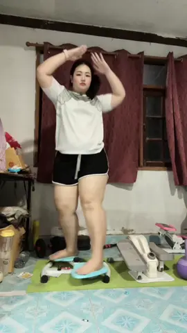 #เทรนวันนี้ในtiktok #คนไทยเป็นคนตลก55555 #เพิ่มเพื่อนในtiktok🌹🌹🌷🌷🦋🦋 #เพิ่มผู้ติดตาม #ออกกําลังกายง่ายๆได้ที่บ้าน 