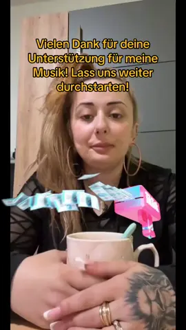 Vielen Dank für deine Unterstützung für meine Musik! Lass uns weiter durchstarten!#tiktoklive #livehighlights #teddy777772🌙 #livegift #MusicOnStage 