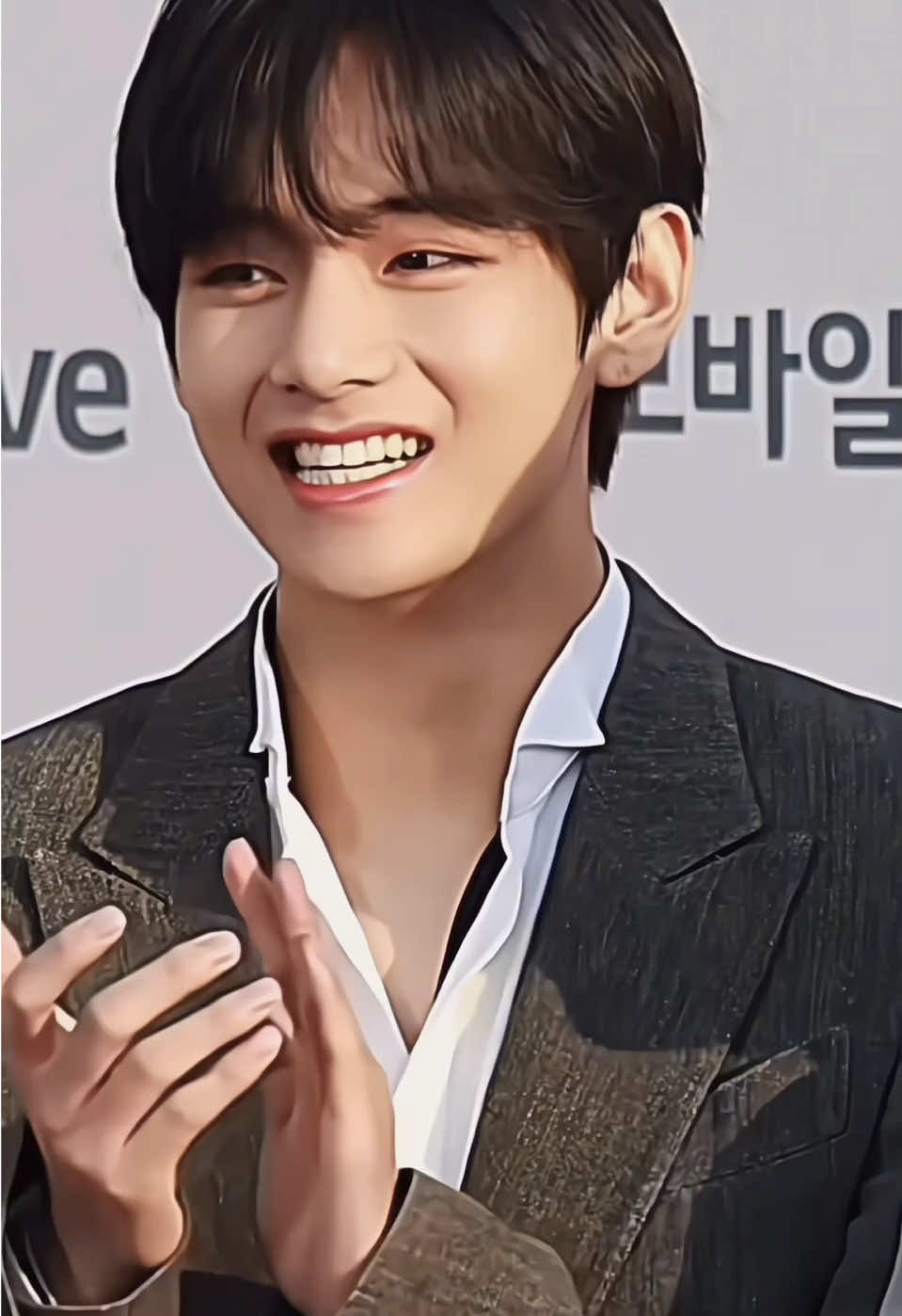 Một phiên bản khác🐻 #v #taehyung #btsarmy #xuhuongtiktok 