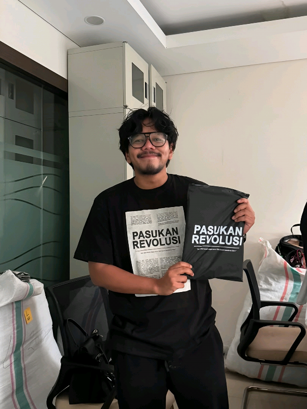 Fakta Pertama, Beliau memperjuangkan keadilan. Fakta kedua Beliau berani mengungkapkan Kebenaran. #ferryirwandi #fyp #malaka @Ferry Irwandi 