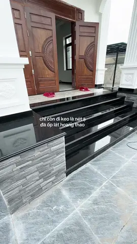 đá cầu thang bộ cấp sảnh absolute đen ấn#nhamainhat #yeunhadep #xuhuong #cauthang #24h #nhadep 