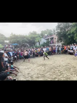 Abar o Raju baike namai ya dilam#kajbadikehla 😎😎
