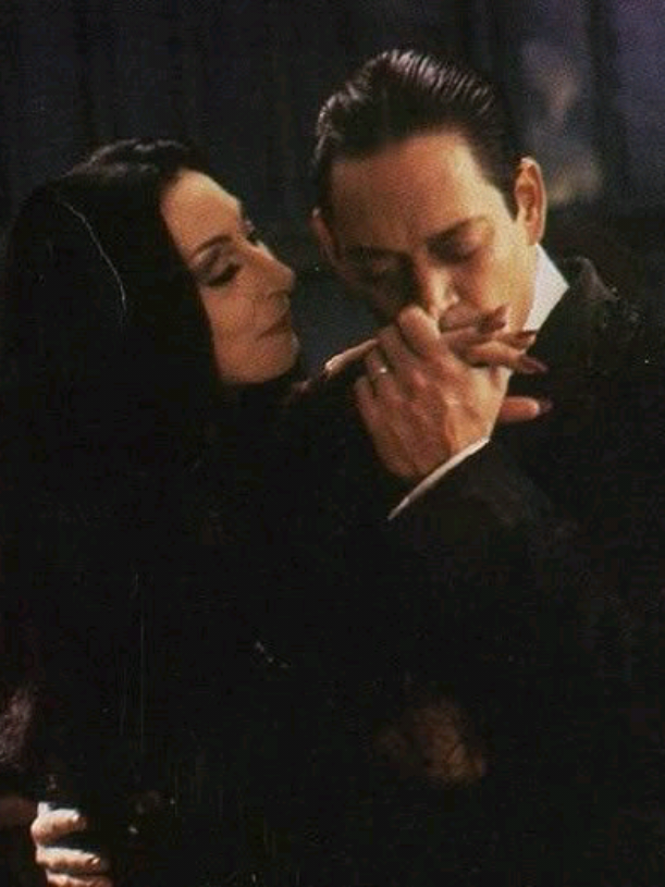 #gomezandmorticia || they're like a fairytale 🥹💗||repost cause it flopped  ib:me tags:@anjelica’s version 🖤 @DS144K @Carolyn_jones @🌸 @anjelicous @π @victoria  #rauljulia #anjelicahuston #theaddamsfamily1991 #fypviralシ 