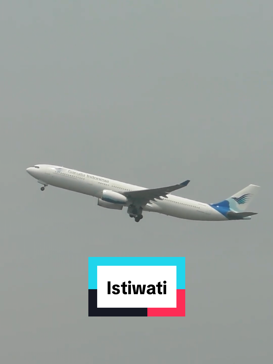 Umroh Flight Request by @istiwati95 