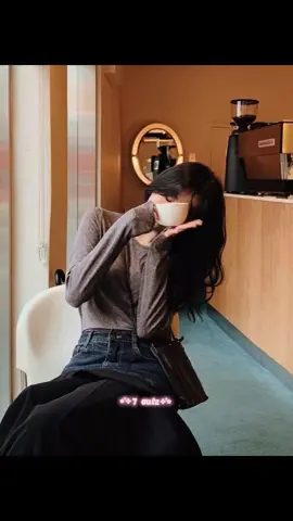 Comment your favorite drama? 😀, mine, it's ok to not be okay😱🥹🇰🇷🫶🏻💯 #fyp #kdrama #foryoupage #viral #trending 