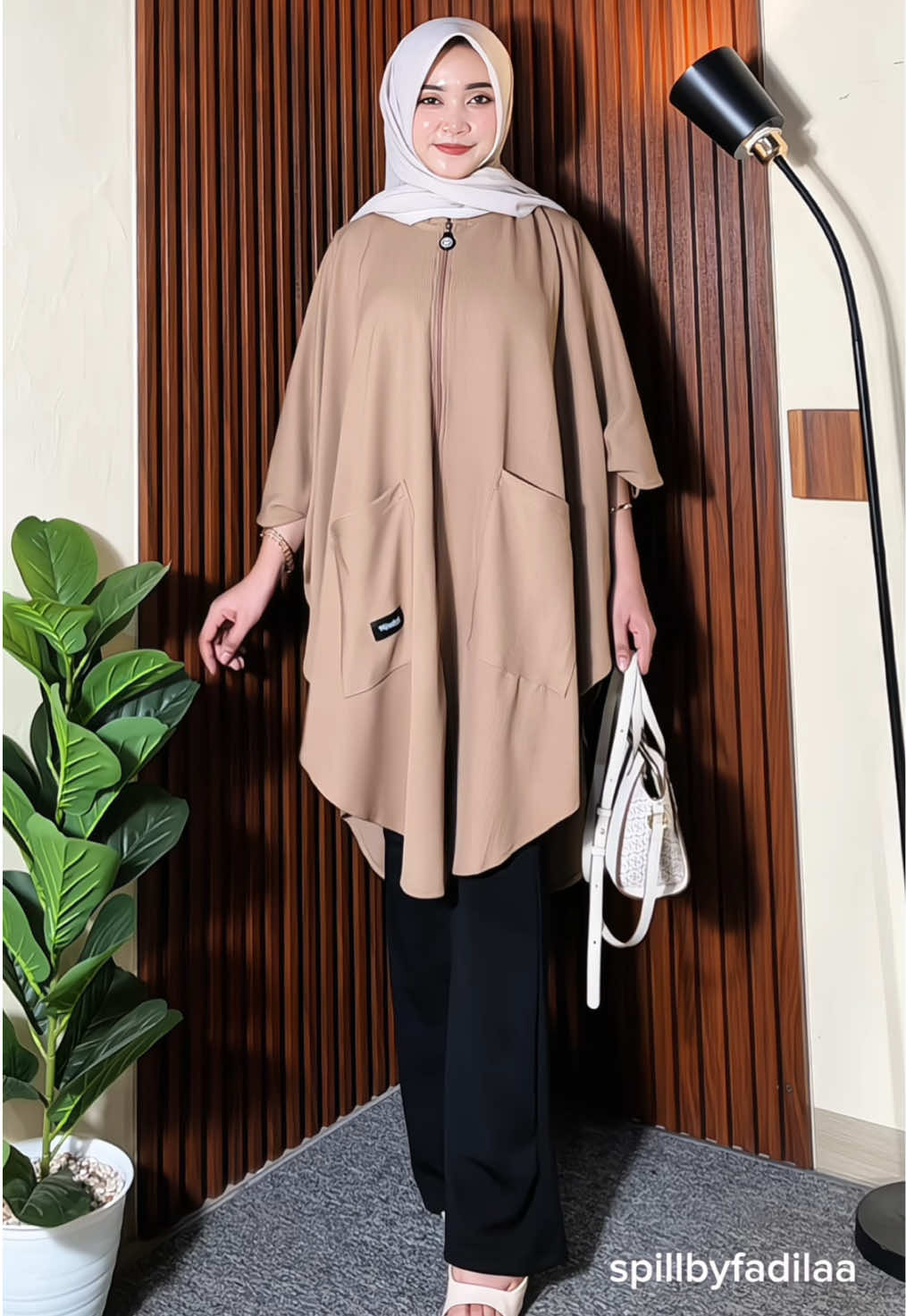 Yang mau umroh, haji, atau travelling cakep nih kalau pake jaket dari @Hijacket Mall 😍🫶🏻 #hjcreation #aisyahijacket #outerhijaber #jaketumroh #jakettraveling 