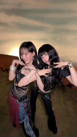 Imma carry myself #aespa #KARINA #WINTER #RichMan #aespaRichMan