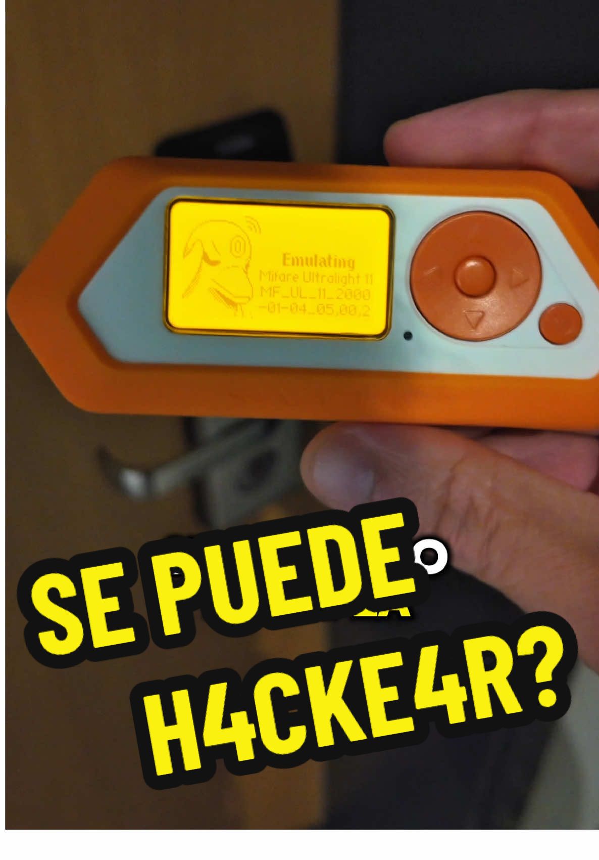 ¿Son seguras las habitaciones de los hoteles? El final te sorprenderá… 😱 Dime qué opinas 👇 #hotel #seguridad #flipperzero #gadget #tecnologia  *Disclaimer: Flipper Zero es un dispositivo legal, diseñado exclusivamente para pruebas de seguridad y aprendizaje. En este caso lo uso para comprobar la seguridad de mi propia habitación.