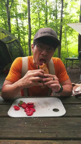 Chili crisp tomato sandwich 