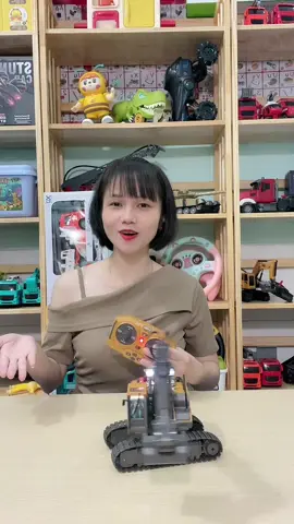 Máy xúc Điều khiển từ xa 11 kênh cho bé, Sử dụng pin sạc #d#dochoithongminhd#dochoichobem#mayxucm#mayxucdieukhien11kenhm#mayxucdieukhientuxa