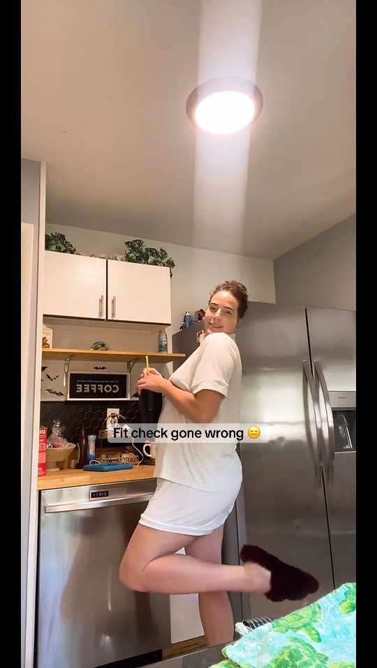 Mondays be like👍 #fyp #livehighlights #tiktoklive 