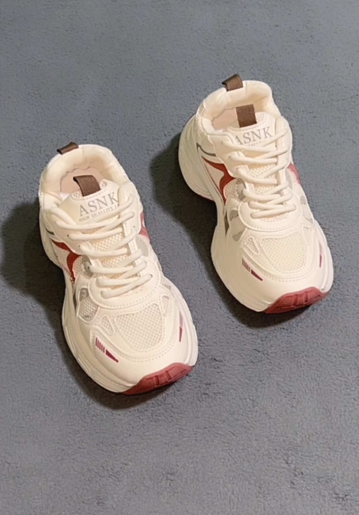 Sepatu running kekinian 🔥😍 #asnk #sepatuwanita #sepaturunning #sepatuolahraga #sneakers 