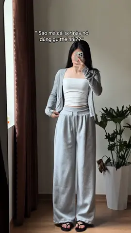 Đúng gu đơn giản của các bà hong 🙌 #thoitrangnu #setxinh #phoidoxinh #quanniongsuong #viral 