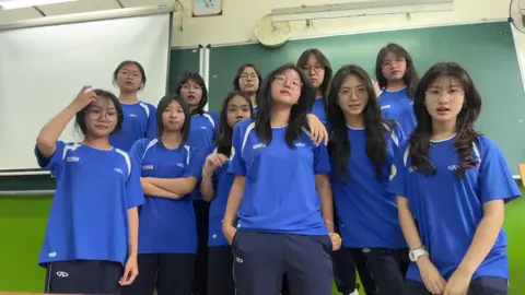 đoàn mình tạo nét chứ k blhd nha #xh #gdtx #thptnguyenhuuhuan #chimuoiba3ngaysinhtu #viral 