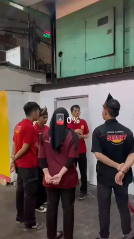 Gacornya kepala cabang mangga besar, di acara Ratu oudio gaesss😎😎😎#pyf #pyfツ @ANSONI_𝘱𝘳𝘰𝘫𝘦𝘤𝘵 @RumahSambalSeruit2 @( R.S.S ) Rumah Sambal Seruit @RatuAudioSungkai @rofasallendra 