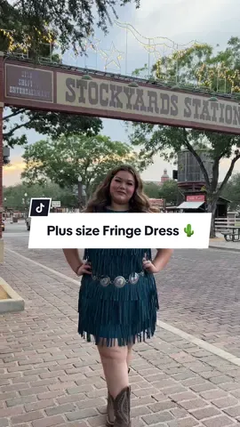 Plus size western wear 🌵2621 Jacksboro Hwy River Oaks, TX 76114 🤍 Open until 8pm 🐴 #plussizewesternfashion #plussizewesternwear #plussizewesternboutique #ropavaquera #outfitvaquera #fortworth #dfw #stockyards #southboundboutique 