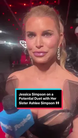 “We sound very good together,” #JessicaSimpson said of possibly recording a duet with her sister #AshleeSimpson. 🤭 #VMAs #VMAs2025